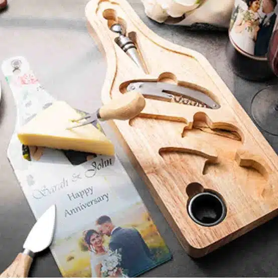 - Image_3e2eac26-e574-4f0b-83eb-cf98a16ce057 - Memories Made and Personalised - Memories Made and Personalised - - - Custom Printed Glass Lid Cheese & Wine Board 5 Piece Set