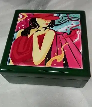 - Image_6f827f4f-182f-4aa7-b09f-e38b2807fefb - Memories Made and Personalised - Memories Made and Personalised - - - Custom Printed Jewellery Box with Custom Designed and and Printed Photo Tile. - Memories Made and Personalised